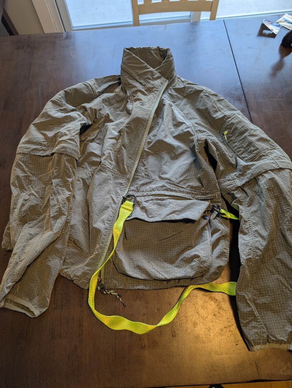 Lululemon Convertible Ripstop Hiking Jacket - Picture 2 of 3